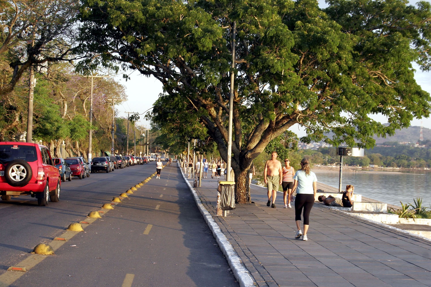 Calçadão de Ipanema - pontos turísticos de porto alegre