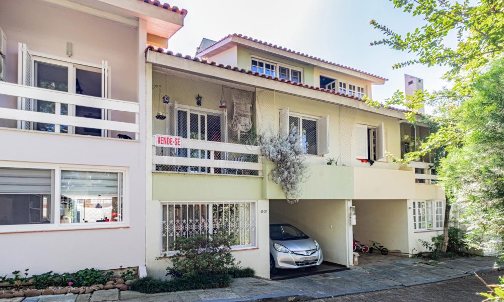 Casa em Condomínio à venda com 3 dormitórios, 155m² e 2 vagas no bairro Tristeza, Zona Sul de Porto Alegre - 001