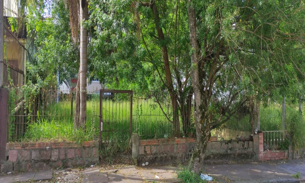 Terreno à venda com 313m² no bairro Tristeza, Zona Sul de Porto Alegre - 001