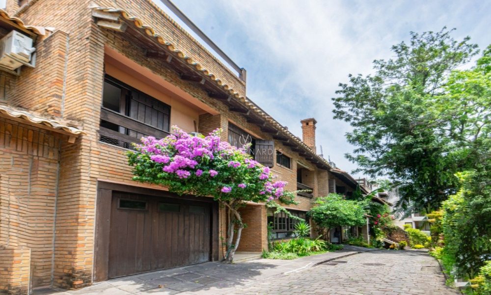 Casa em Condomínio à venda com 4 dormitórios, 331m² e 2 vagas no bairro Tristeza, Zona Sul de Porto Alegre - 001