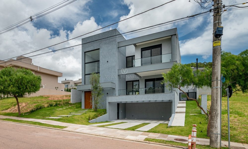 Casa em Condomínio à venda com 3 dormitórios, 300m² e 4 vagas no bairro Alphaville, Zona Sul de Porto Alegre - 001