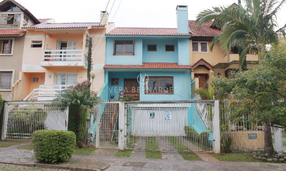 Casa à venda com 3 dormitórios, 205m² e 2 vagas no bairro Ipanema, Zona Sul de Porto Alegre - 001