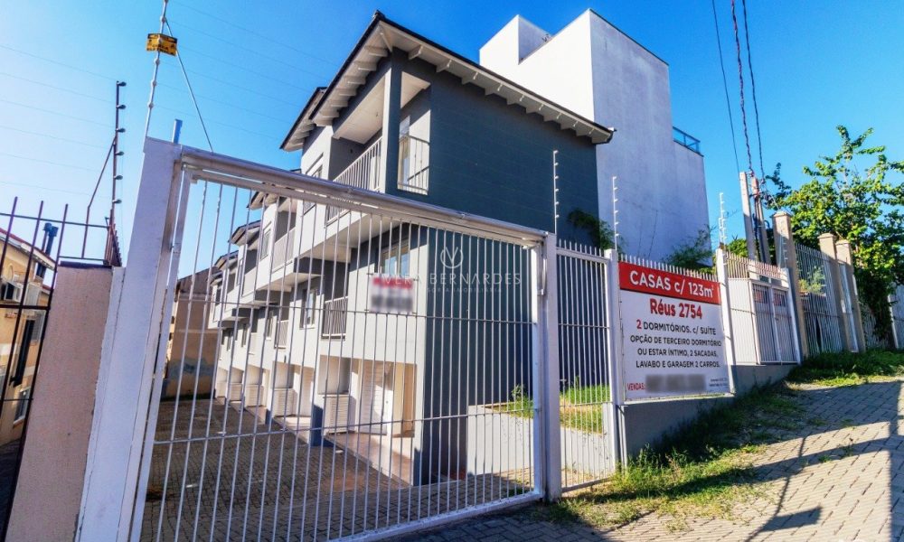 Casa em Condomínio à venda com 2 dormitórios, 123m² e 2 vagas no bairro Camaquã, Zona Sul de Porto Alegre - 001