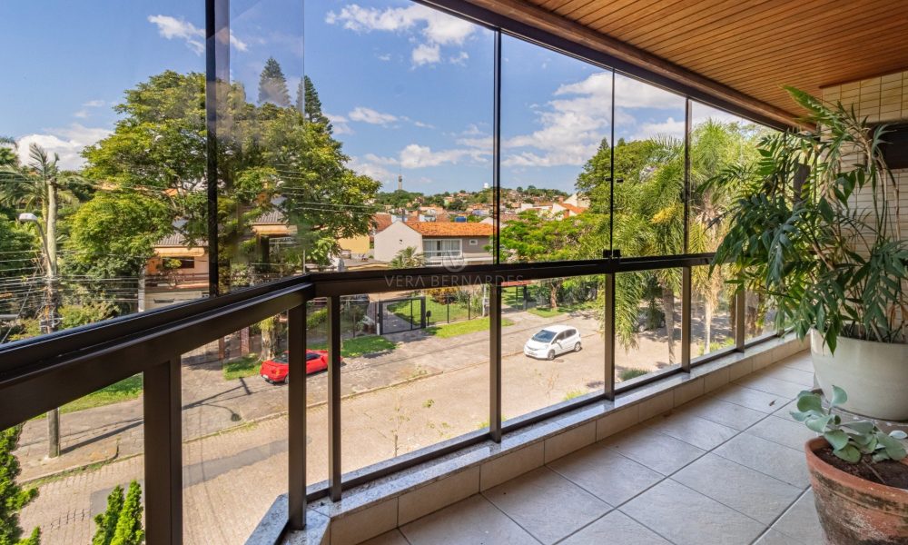 Apartamento à venda com 3 dormitórios, 200m² e 5 vagas no bairro Cristal, Zona Sul de Porto Alegre - 001