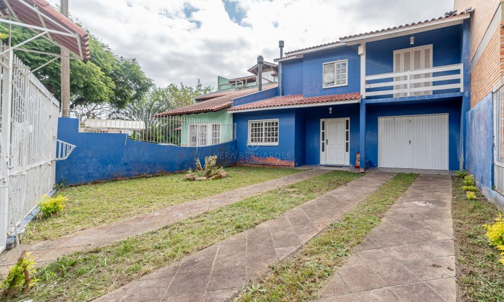 Casa à venda com 3 dormitórios, 142m² e 2 vagas no bairro Imperial Park, Zona Sul de Porto Alegre - 001