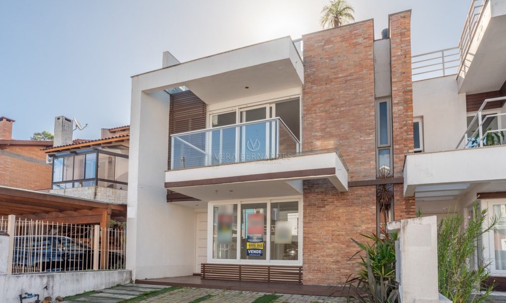 Casa em Condomínio à venda com 3 dormitórios, 231m² e 2 vagas no bairro Lagos de Nova Ipanema, Zona Sul de Porto Alegre - 001