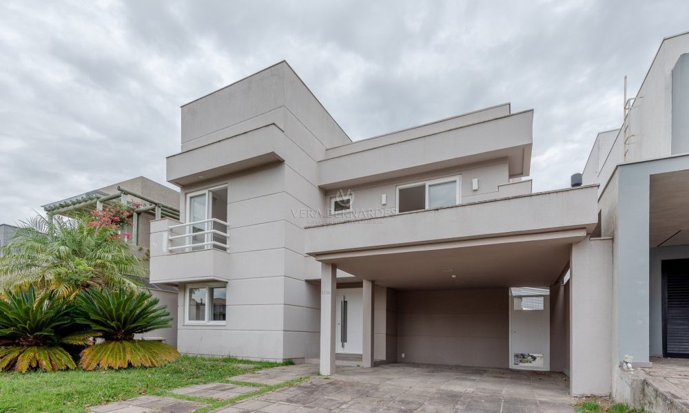 Casa em Condomínio à venda com 4 dormitórios, 465m² e 3 vagas no bairro Terra Ville, Zona Sul de Porto Alegre - 001