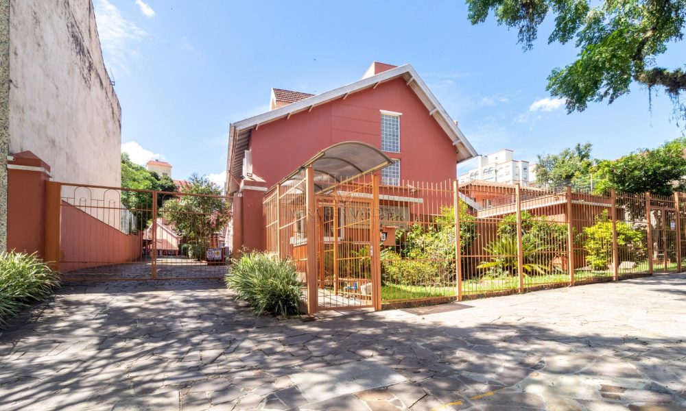 Casa em Condomínio à venda com 3 dormitórios, 109m² e 2 vagas no bairro Teresópolis, Zona Sul de Porto Alegre - 001