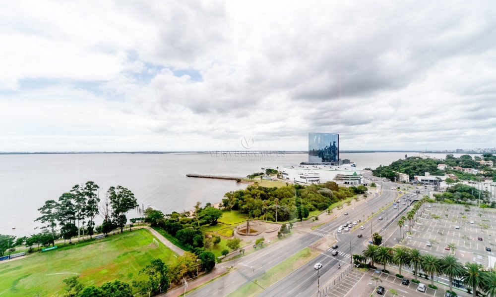 Salas/Conjuntos à venda com 40m² e 1 vaga no bairro Cristal, Zona Sul de Porto Alegre - 001