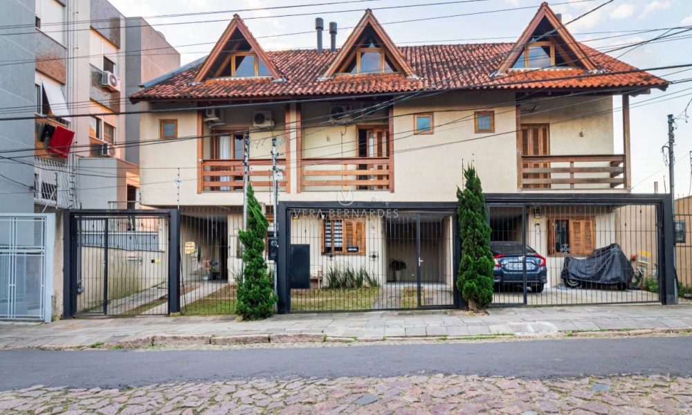 Casa em Condomínio à venda com 3 dormitórios, 137m² e 2 vagas no bairro Tristeza, Zona Sul de Porto Alegre - 001