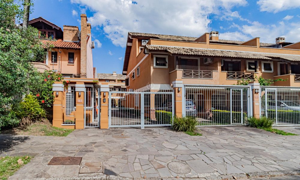 Casa em Condomínio à venda com 3 dormitórios, 153m² e 2 vagas no bairro Tristeza, Zona Sul de Porto Alegre - 001