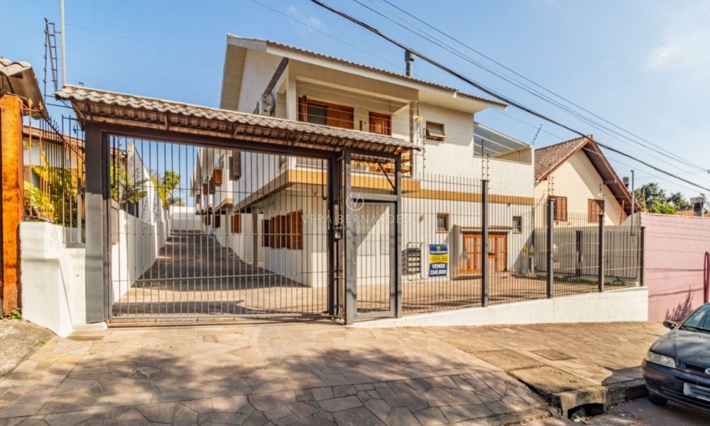 Casa em Condomínio à venda com 3 dormitórios, 190m² e 4 vagas no bairro Tristeza, Zona Sul de Porto Alegre - 001