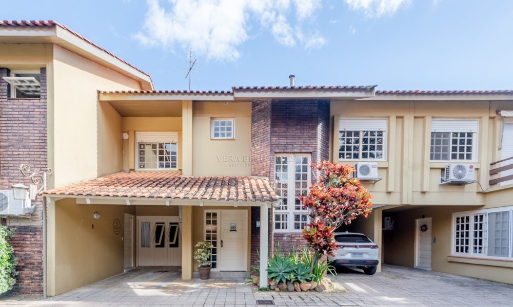 Casa em Condomínio à venda com 3 dormitórios, 161m² e 2 vagas no bairro Tristeza, Zona Sul de Porto Alegre - 001