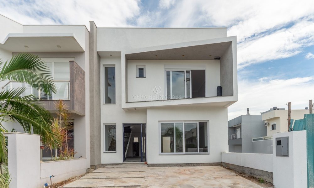 Casa em Condomínio à venda com 3 dormitórios, 180m² e 2 vagas no bairro Hípica, Zona Sul de Porto Alegre - 001