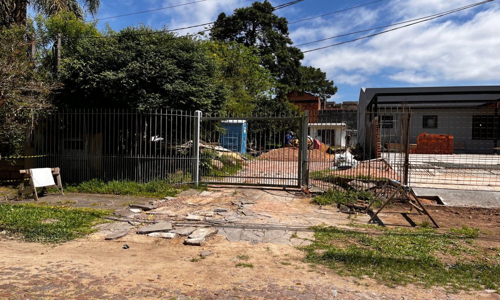 Terreno à venda com 400m² no bairro Vila Assunção, Zona Sul de Porto Alegre - 001