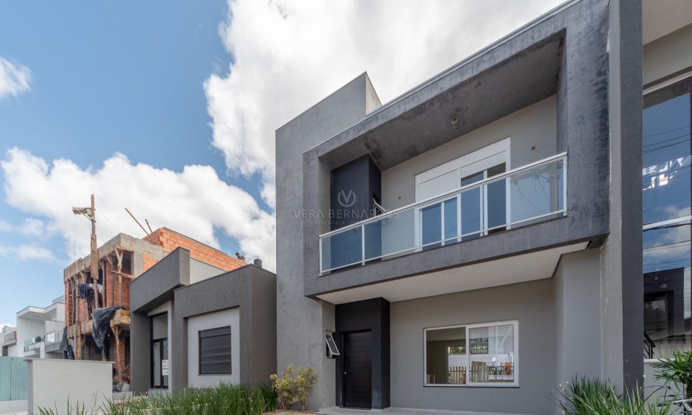 Casa em Condomínio à venda com 3 dormitórios, 157m² e 2 vagas no bairro Lagos de Nova Ipanema, Zona Sul de Porto Alegre - 001