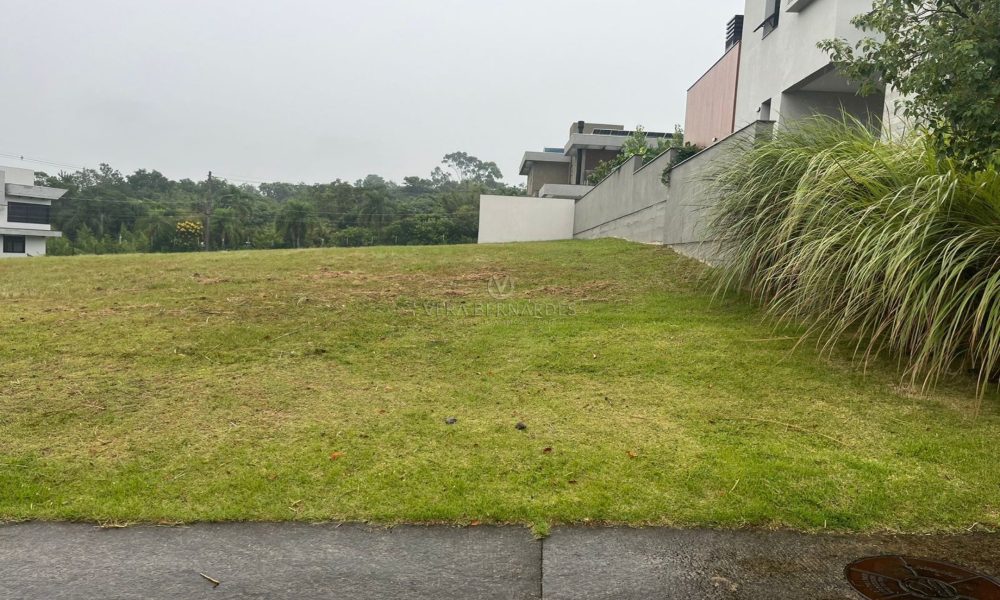 Terreno em Condomínio à venda com 518m² no bairro Alphaville, Zona Sul de Porto Alegre - 001