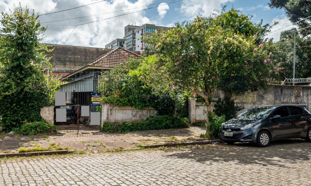 Terreno à venda com 242m² no bairro Tristeza, Zona Sul de Porto Alegre - 001