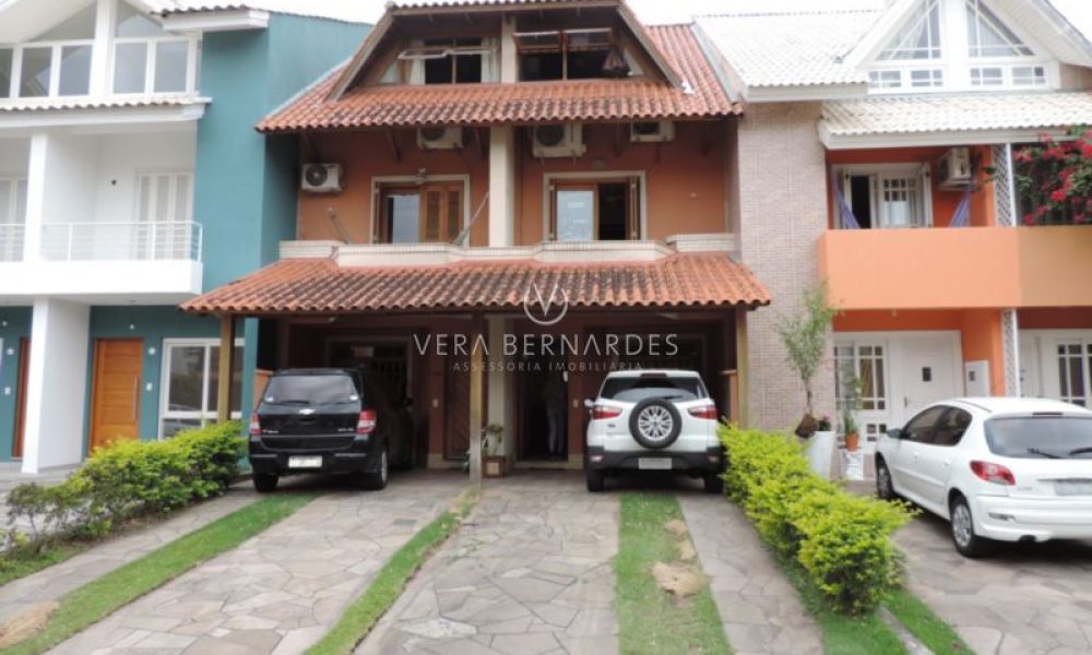 Casa em Condomínio à venda com 3 dormitórios, 120m² e 2 vagas no bairro Ipanema, Zona Sul de Porto Alegre - 001