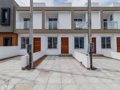 Casa à venda com 2 dormitórios, 91m² e 1 vaga no bairro Lagos de Nova Ipanema, Zona Sul de Porto Alegre