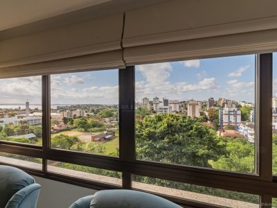 Apartamento à venda com 3 dormitórios, 107m² e 2 vagas no bairro Tristeza, Zona Sul de Porto Alegre