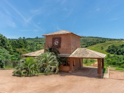 Casa em Condomínio à venda com 2 dormitórios, 1.448m² e 2 vagas no bairro Vila Nova, Zona Sul de Porto Alegre