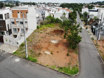 Terreno à venda com 424m² no bairro Guarujá, Zona Sul de Porto Alegre