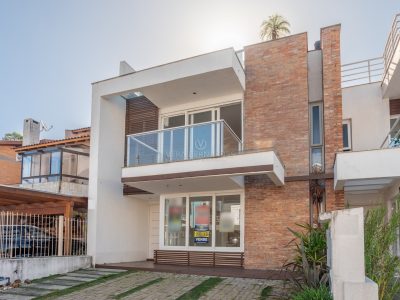 Casa em Condomínio à venda com 3 dormitórios, 231m² e 2 vagas no bairro Lagos de Nova Ipanema, Zona Sul de Porto Alegre