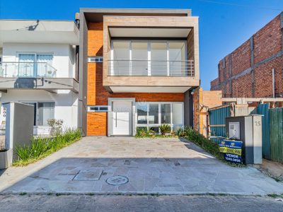 Casa em Condomínio à venda com 3 dormitórios, 186m² e 2 vagas no bairro Hípica, Zona Sul de Porto Alegre