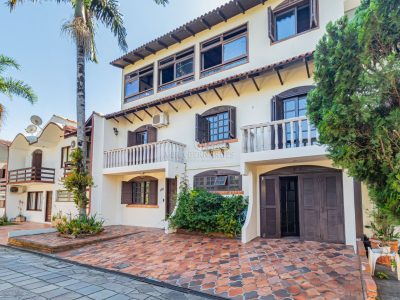 Casa em Condomínio à venda com 4 dormitórios, 191m² e 3 vagas no bairro Tristeza, Zona Sul de Porto Alegre