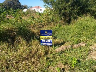 Terreno à venda com 3.268m² no bairro Guarujá, Zona Sul de Porto Alegre