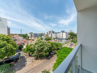 Apartamento à venda com 3 dormitórios, 112m² e 2 vagas no bairro Tristeza, Zona Sul de Porto Alegre