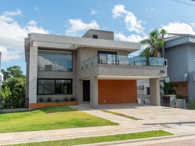 Casa em Condomínio à venda com 4 dormitórios, 349m² e 2 vagas no bairro Alphaville, Zona Sul de Porto Alegre