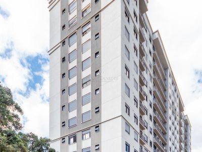 Apartamento à venda com 3 dormitórios, 71m² e 1 vaga no bairro Menino Deus, Zona Sul de Porto Alegre