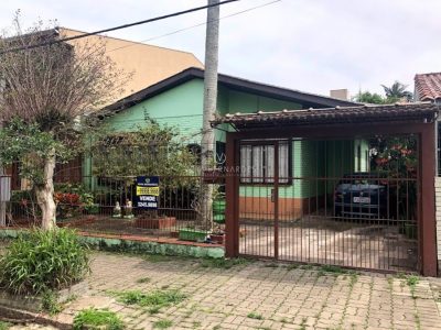 Casa Térrea à venda com 3 dormitórios, 160m² e 2 vagas no bairro Ipanema, Zona Sul de Porto Alegre