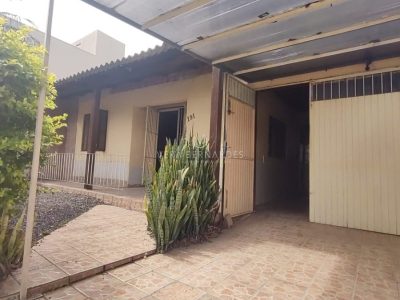 Casa Térrea à venda com 3 dormitórios, 163m² e 2 vagas no bairro Aberta dos Morros, Zona Sul de Porto Alegre