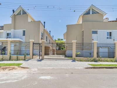 Casa em Condomínio à venda com 3 dormitórios, 130m² e 2 vagas no bairro Ipanema, Zona Sul de Porto Alegre