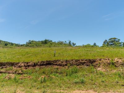 Terreno em Condomínio à venda com 860m² no bairro Vila Nova, Zona Sul de Porto Alegre