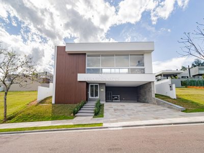 Casa em Condomínio à venda com 3 dormitórios, 300m² e 2 vagas no bairro Alphaville, Zona Sul de Porto Alegre