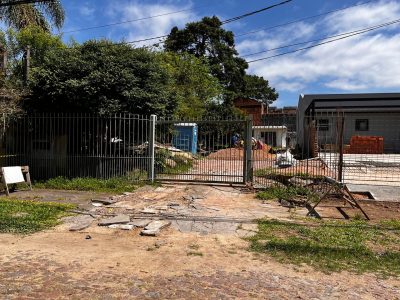 Terreno à venda com 400m² no bairro Vila Assunção, Zona Sul de Porto Alegre