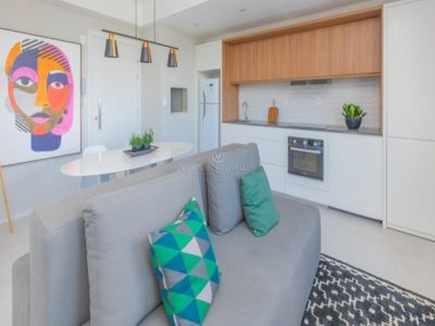 Apartamento à venda com 2 dormitórios, 38m² e 1 vaga no bairro Tristeza, Zona Sul de Porto Alegre