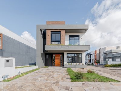 Casa em Condomínio à venda com 3 dormitórios, 154m² e 2 vagas no bairro Hípica, Zona Sul de Porto Alegre